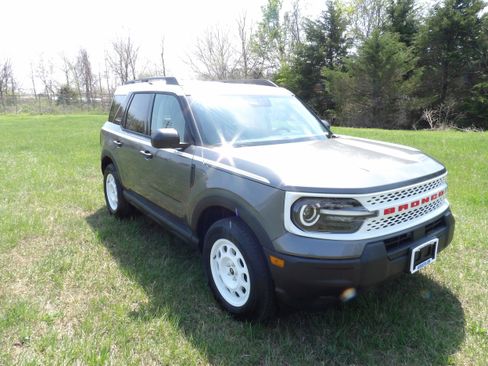 New 2025 Ford Bronco Sport Heritage image 4