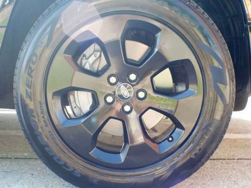 Used 2023 Land Rover Defender 110 X-Dynamic SE AWD/4WD image 58