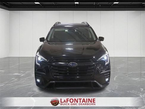 Used 2023 Subaru Ascent Onyx Edition Limited image 3