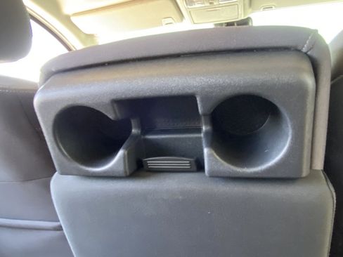 Used 2021 Nissan Titan SV w/ Accessory Utility Package image 23