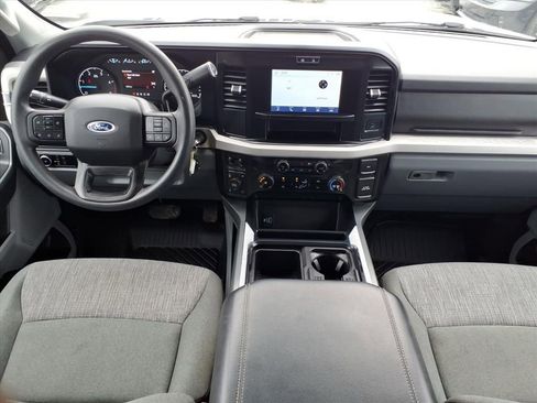 Used 2025 Ford F250 XLT w/ FX4 Off-Road Package image 15