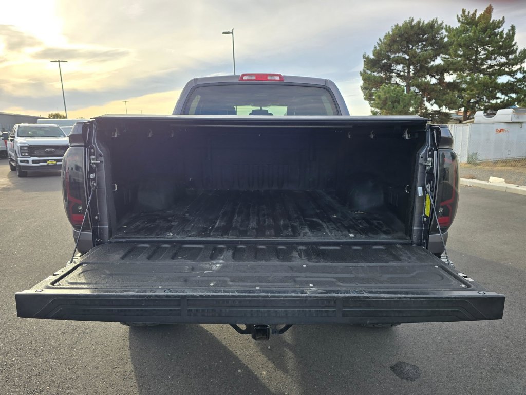 Used 2015 Toyota Tundra Platinum AWD/4WD image 29