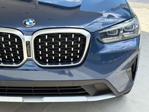 Used 2022 BMW X4 xDrive30i w/ Parking Assistance Package AWD/4WD image 10