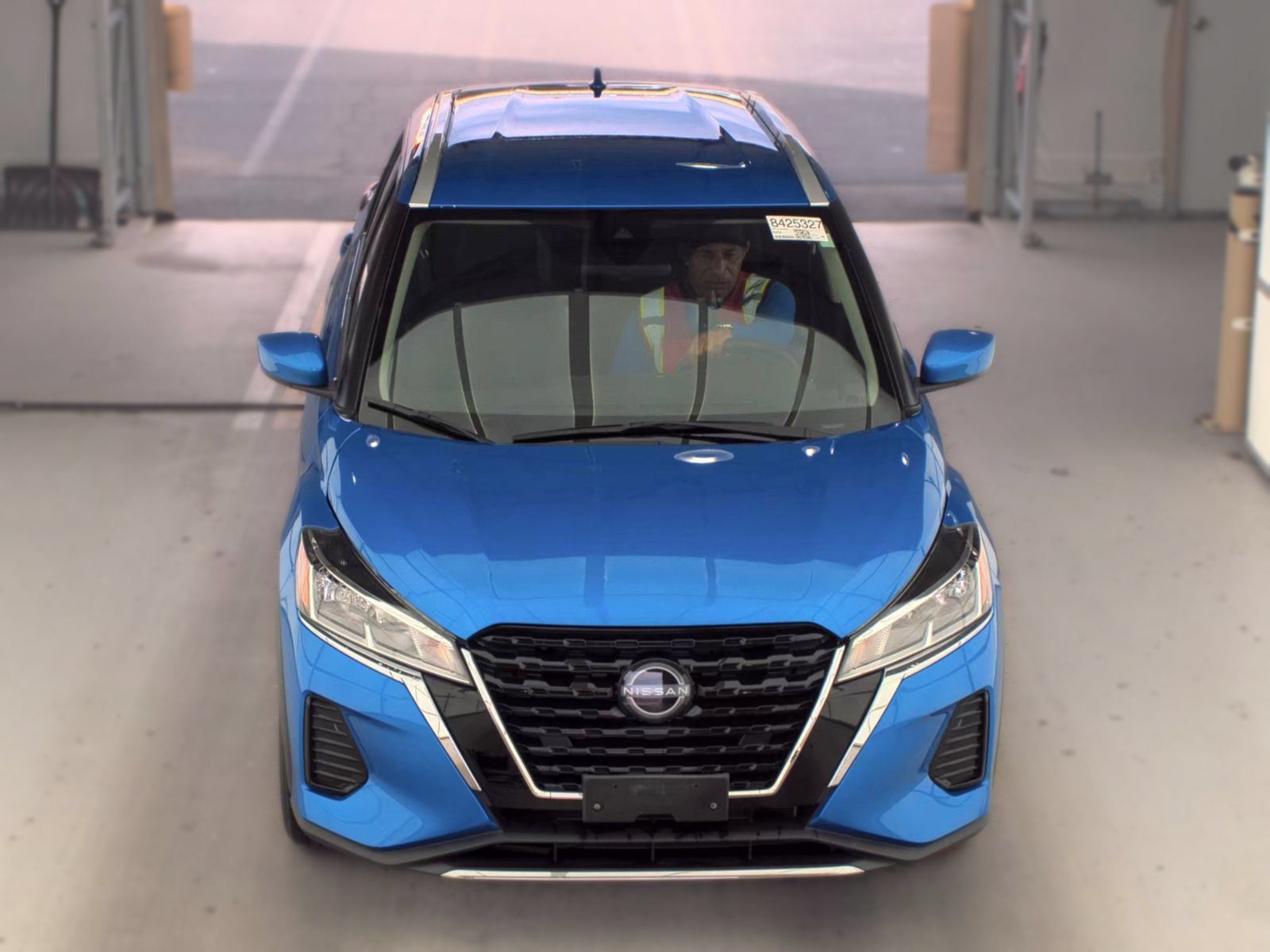 Used 2024 Nissan Kicks SV FWD image 2