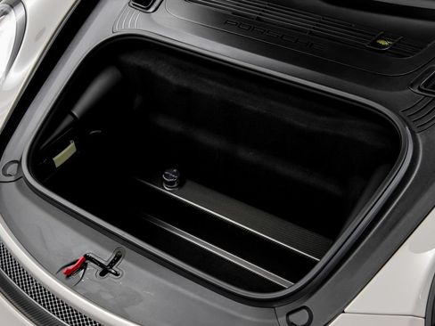 Used 2019 Porsche 911 GT2 RS RWD image 64