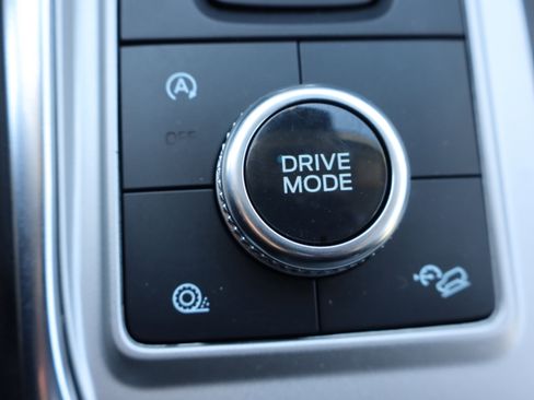 Used 2023 Ford Explorer XLT w/ Equipment Group 202A image 29