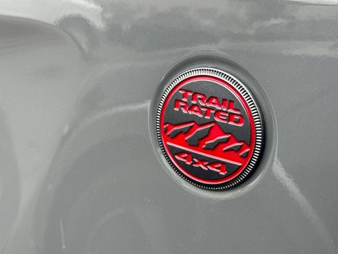 Used 2022 Jeep Wrangler Rubicon AWD/4WD image 7