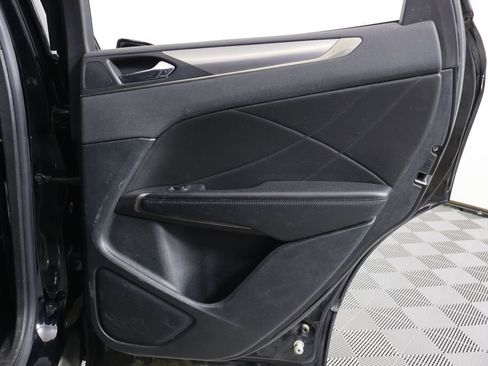 Used 2017 Lincoln MKC Premiere image 22