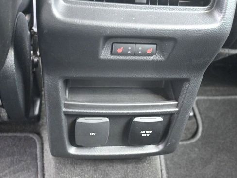 Used 2020 Ford Edge Titanium w/ Equipment Group 301A AWD/4WD image 25