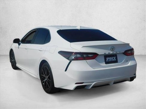 Used 2023 Toyota Camry SE FWD image 13