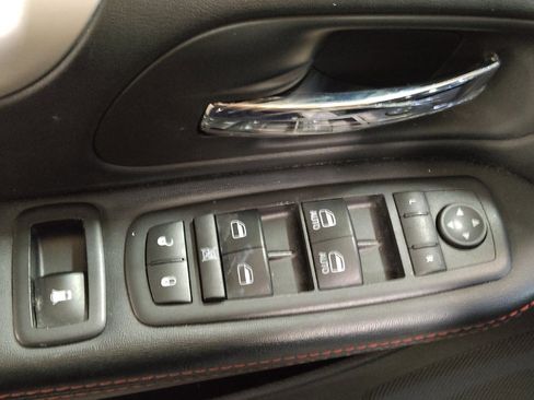 Used 2017 Dodge Grand Caravan GT w/ Mopar Premium Addition Group FWD image 27