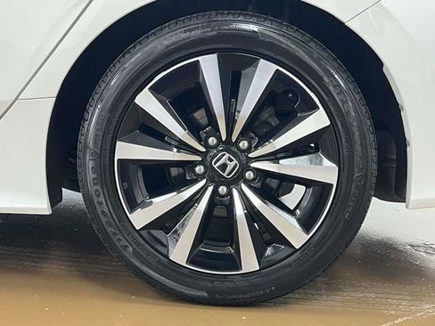 Used 2024 Honda Civic EX image 14