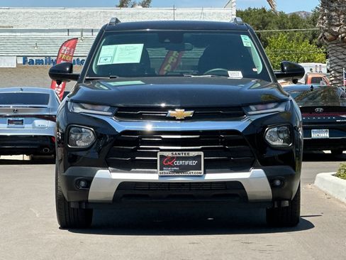 Used 2023 Chevrolet TrailBlazer LT FWD image 9