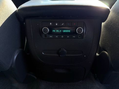 Used 2013 Chevrolet Tahoe LS image 14