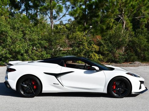 Used 2024 Chevrolet Corvette E-Ray Convertible w/ 3LZ AWD/4WD image 50