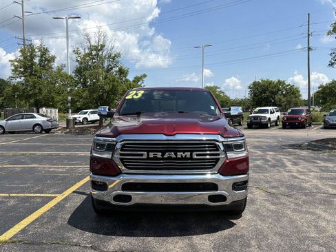 Used 2023 RAM 1500 Laramie AWD/4WD image 2