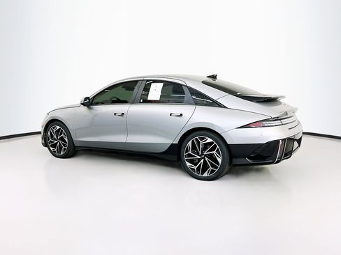 Used 2024 Hyundai Ioniq 6 SEL image 5