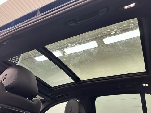 Used 2022 BMW X5 xDrive45e w/ M Sport Package AWD/4WD image 40