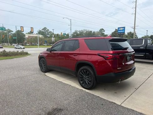 Used 2023 Chevrolet Traverse RS FWD image 6