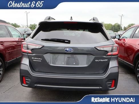 Used 2022 Subaru Outback Premium image 21