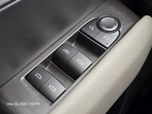 Used 2026 Chevrolet Colorado ZR2 w/ Technology Package AWD/4WD image 32