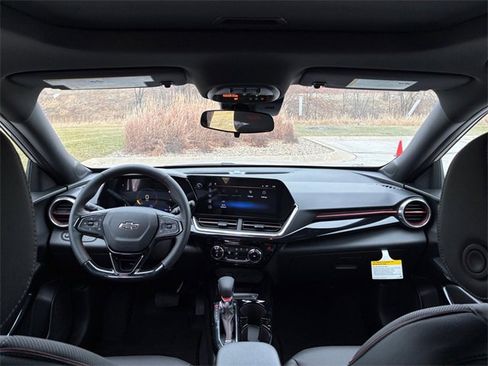 New 2026 Chevrolet Trax RS w/ Sunroof Package image 19