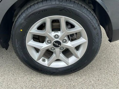 Used 2024 Kia Soul LX w/ Option Group 015 image 8