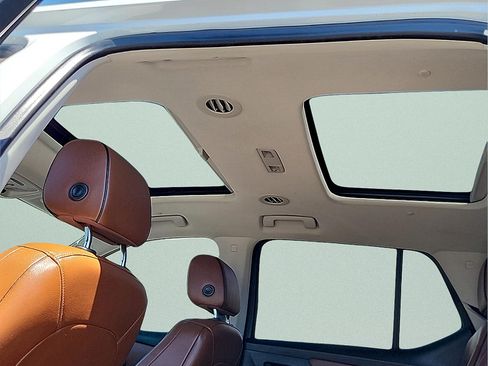 Used 2019 Chevrolet Traverse High Country AWD/4WD image 15