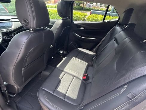 Used 2022 Buick Encore GX Essence w/ Experience Buick Package AWD/4WD image 17