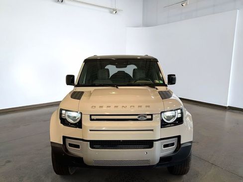 Used 2023 Land Rover Defender 110 S AWD/4WD image 2