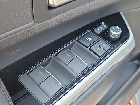 New 2026 Toyota Sienna Platinum AWD/4WD image 20