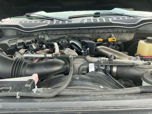 Used 2018 Ford F250 Lariat w/ Lariat Ultimate Package AWD/4WD image 25