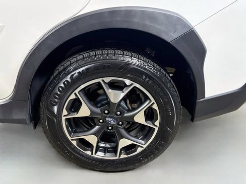 Used 2020 Subaru Crosstrek 2.0i Premium AWD/4WD image 28