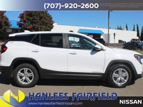Used 2024 GMC Terrain SLE FWD image 6