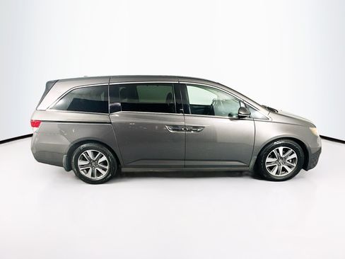 Used 2015 Honda Odyssey Touring image 12