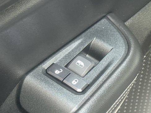 Used 2024 Jeep Grand Cherokee L Altitude AWD/4WD image 30