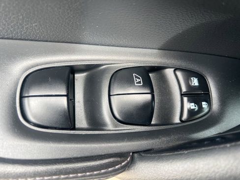 Used 2020 Nissan Rogue SL w/ Premium Package AWD/4WD image 53