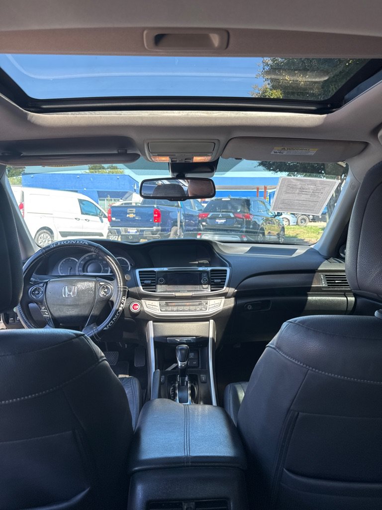 Used 2015 Honda Accord EX-L image 10