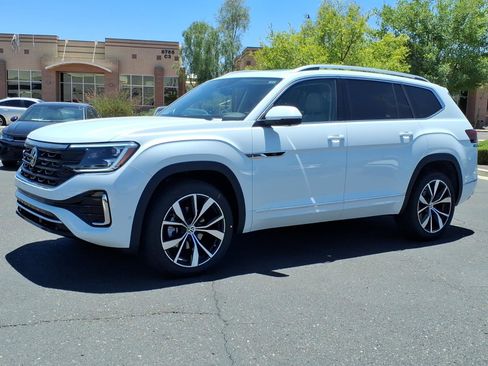 New 2026 Volkswagen Atlas SEL Premium R-Line AWD/4WD image 3