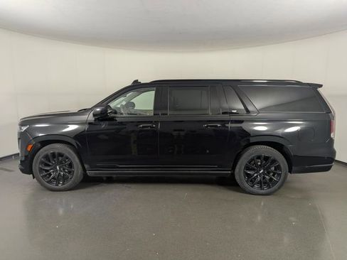 Used 2022 Cadillac Escalade ESV Sport Platinum w/ LPO, ONYX Package AWD/4WD image 6