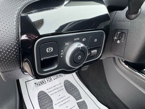 Used 2021 Mercedes-Benz CLA 250 4MATIC image 14