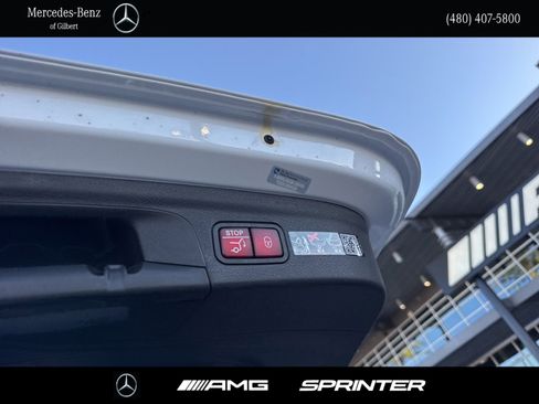 New 2026 Mercedes-Benz GLE 450e 4MATIC image 8