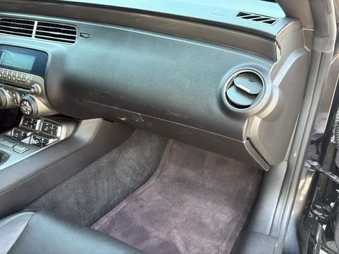 Used 2010 Chevrolet Camaro SS image 31