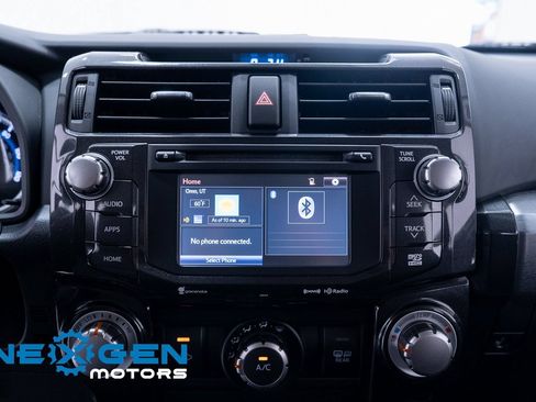 Used 2019 Toyota 4Runner TRD Off-Road Premium AWD/4WD image 13