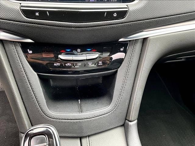 Used 2025 Cadillac XT5 Luxury FWD image 24