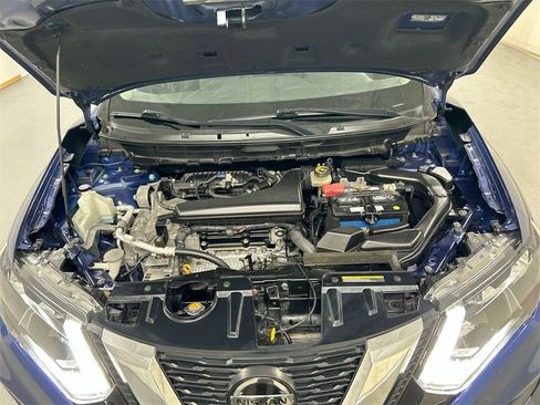 Used 2019 Nissan Rogue SV image 23