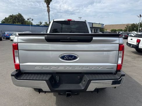 Used 2018 Ford F250 XL w/ Power Equipment Group AWD/4WD image 6