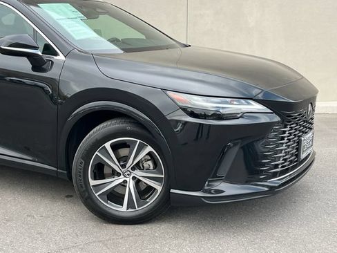 Used 2024 Lexus RX 350 FWD w/ Technology Package image 2