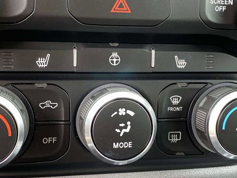 Used 2023 RAM 1500 Big Horn AWD/4WD image 17
