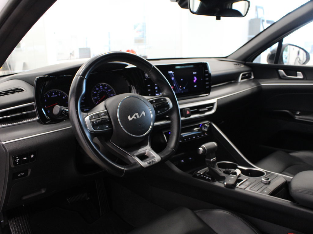 Used 2023 Kia K5 GT-Line FWD image 12